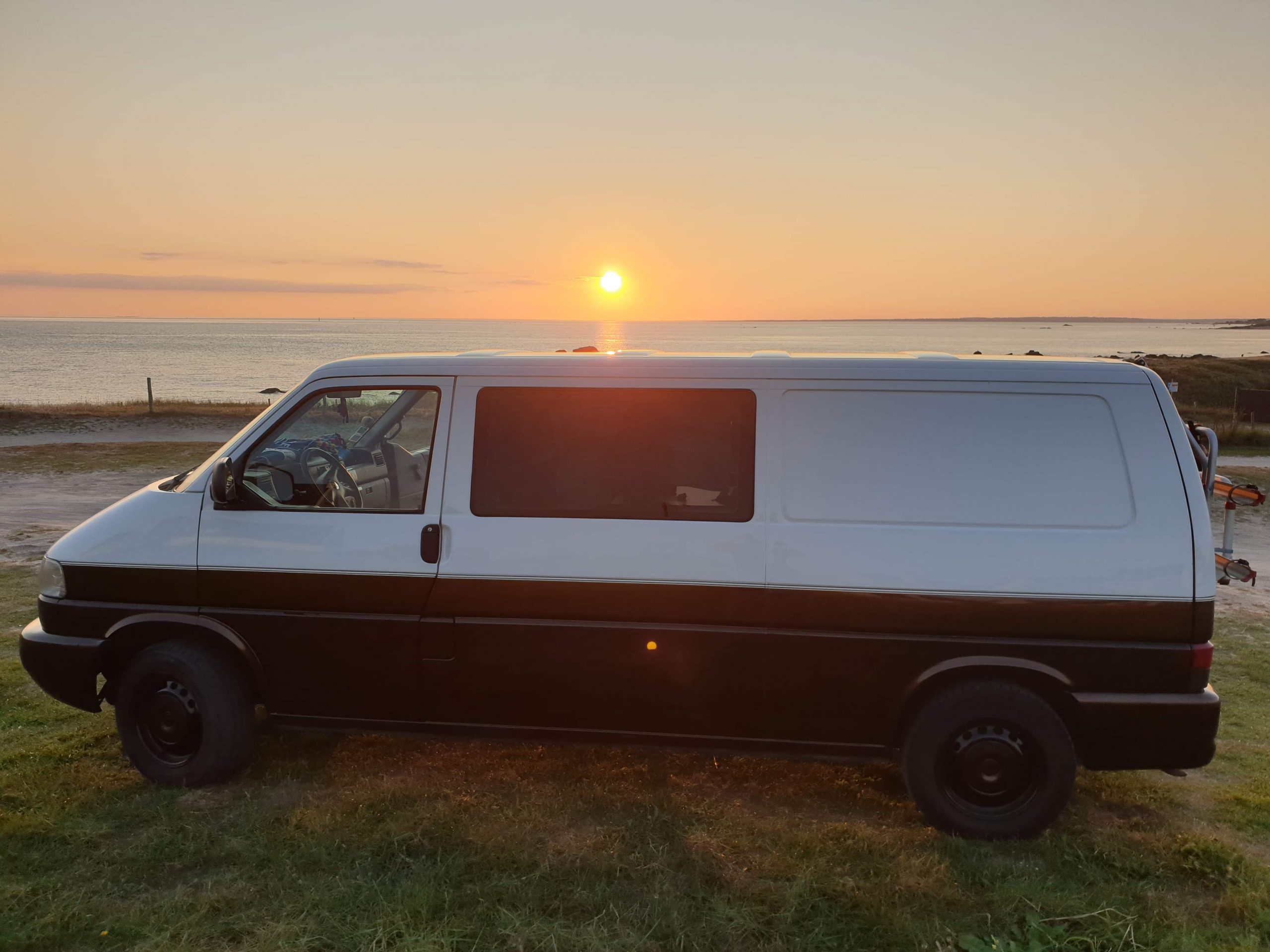 Une fenêtre ouverte sur le monde : Kusthom vous fait voir du paysage